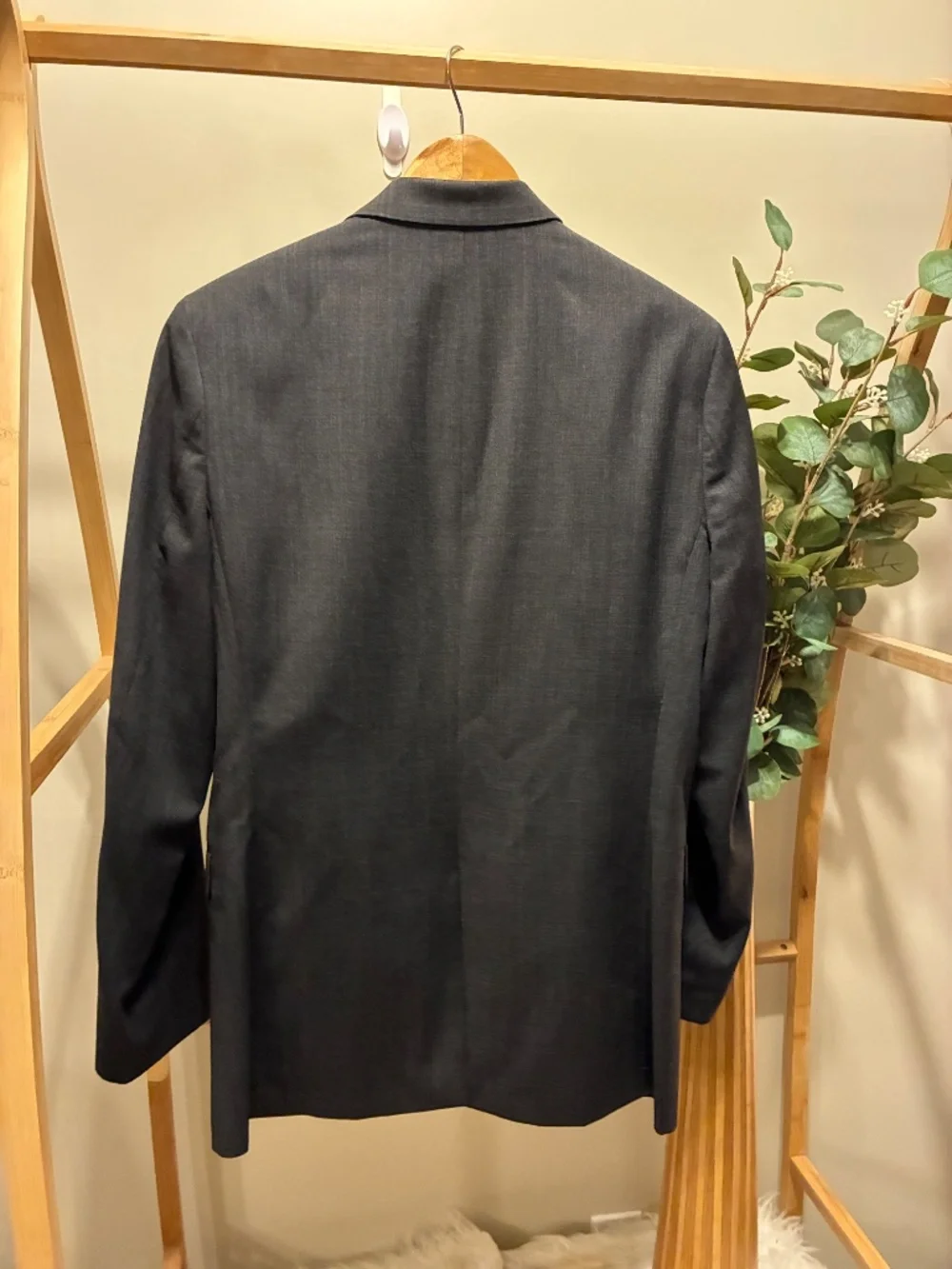Banana Republic Charcoal Men’s 2 Button Blazer